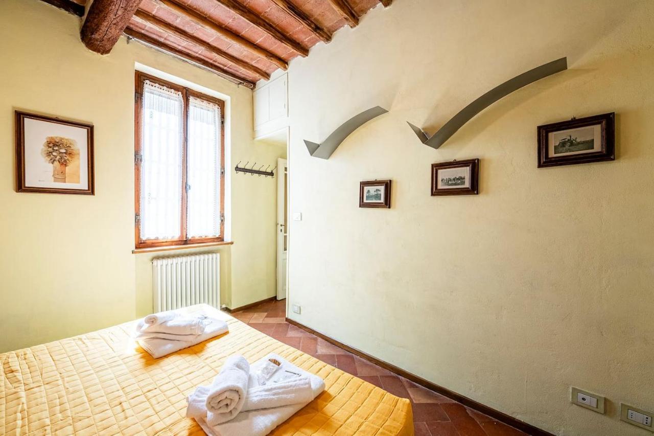 The Sunflower Apartment Siena Exterior photo
