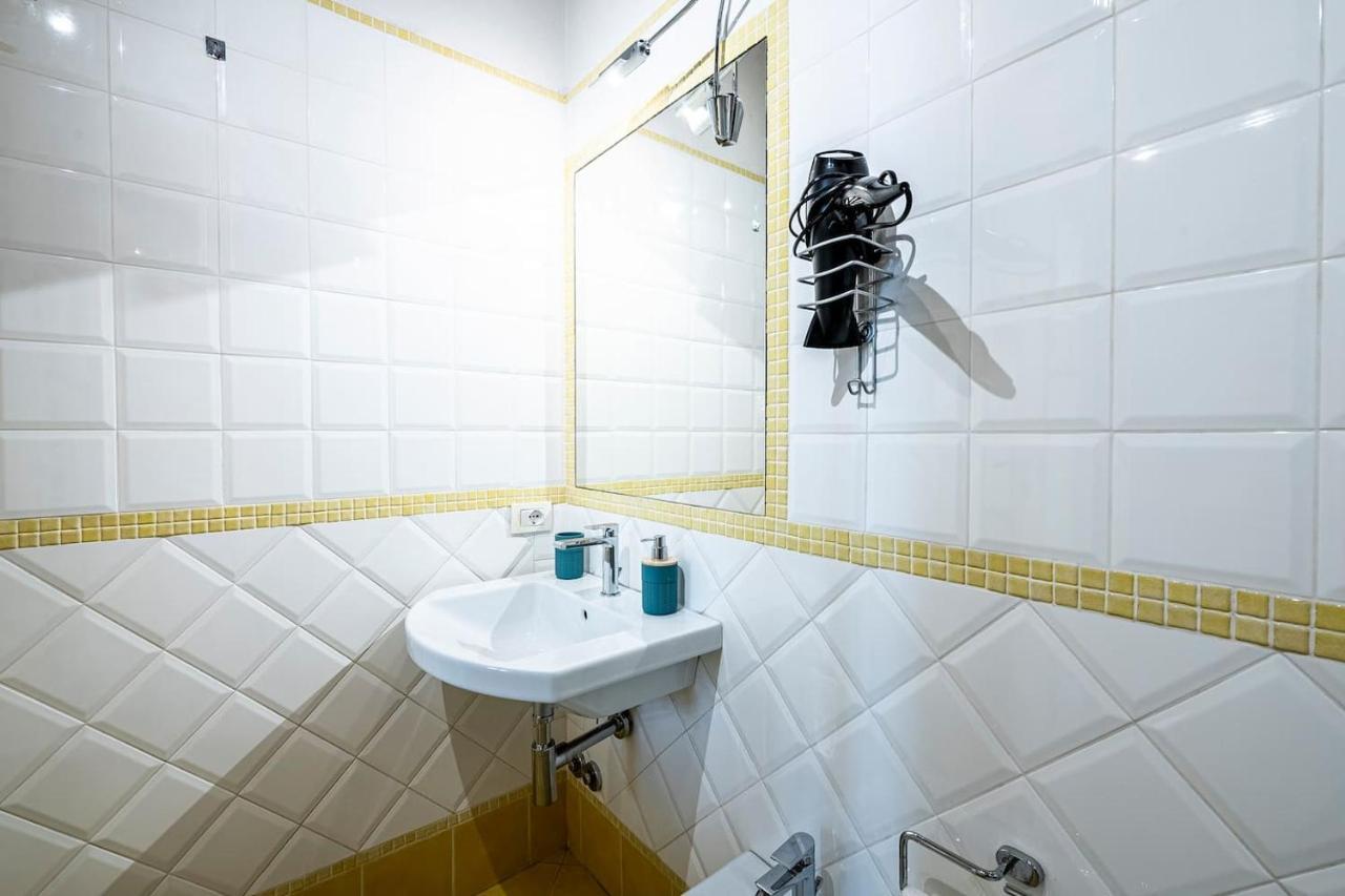 The Sunflower Apartment Siena Exterior photo